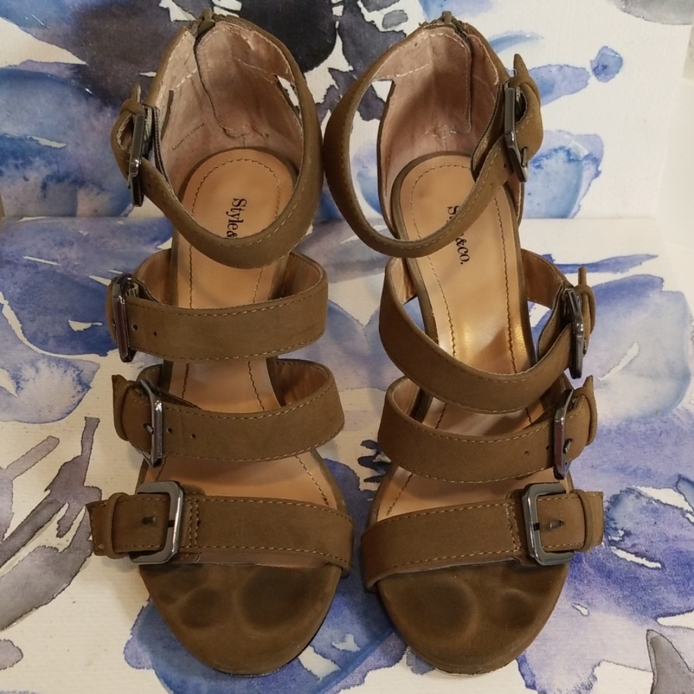 Style&co. Strappy pumps